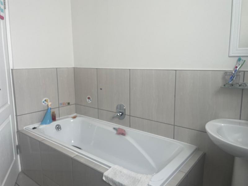 2 Bedroom Property for Sale in Kommetjie Western Cape